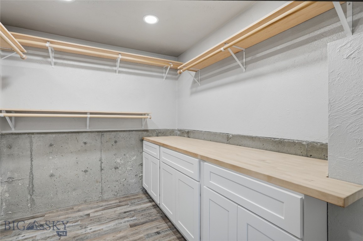 Rea - Residential