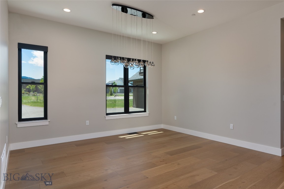 Home 40 - Residential