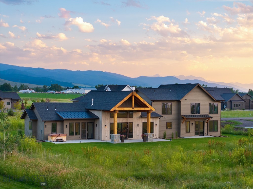 Home 40 - Residential