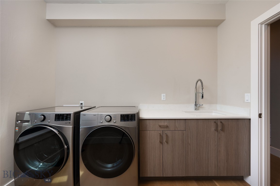 Home 40 - Residential