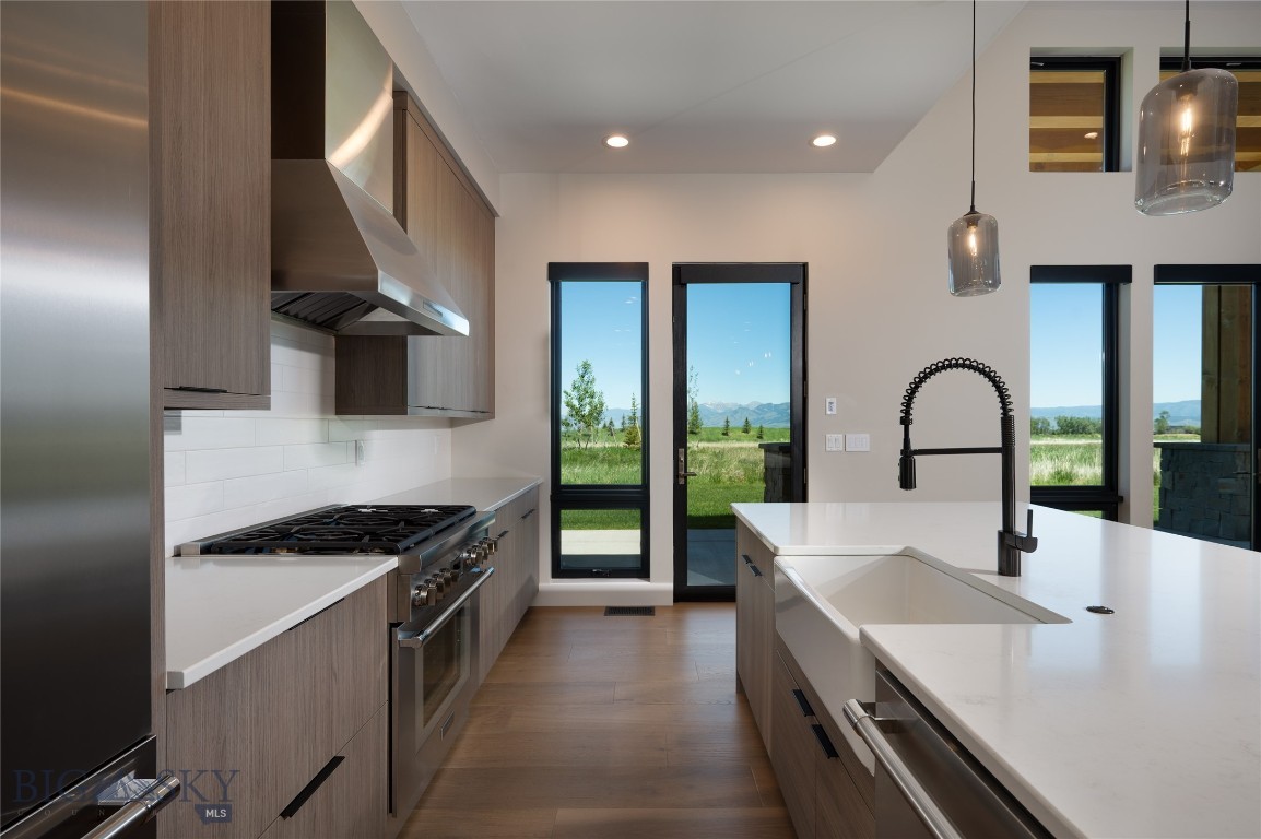 Home 40 - Residential