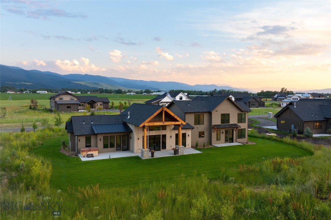 Home 40 - Residential