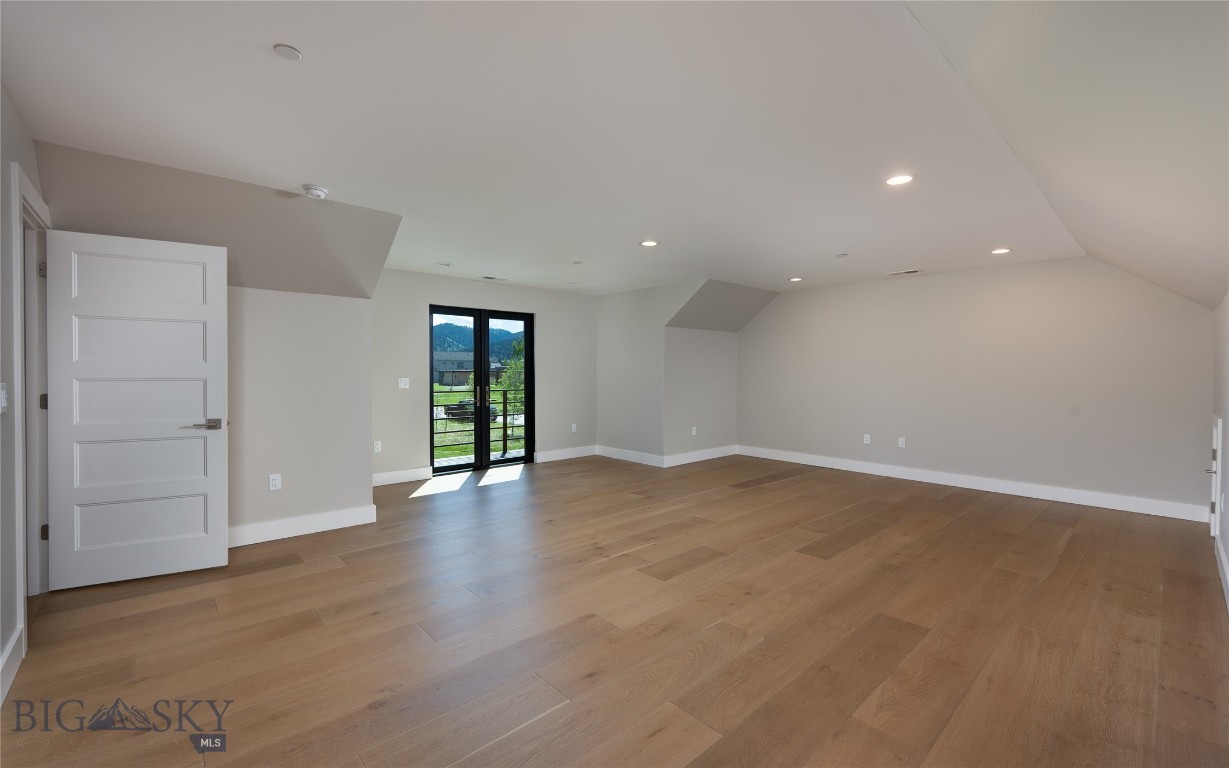 Home 40 - Residential