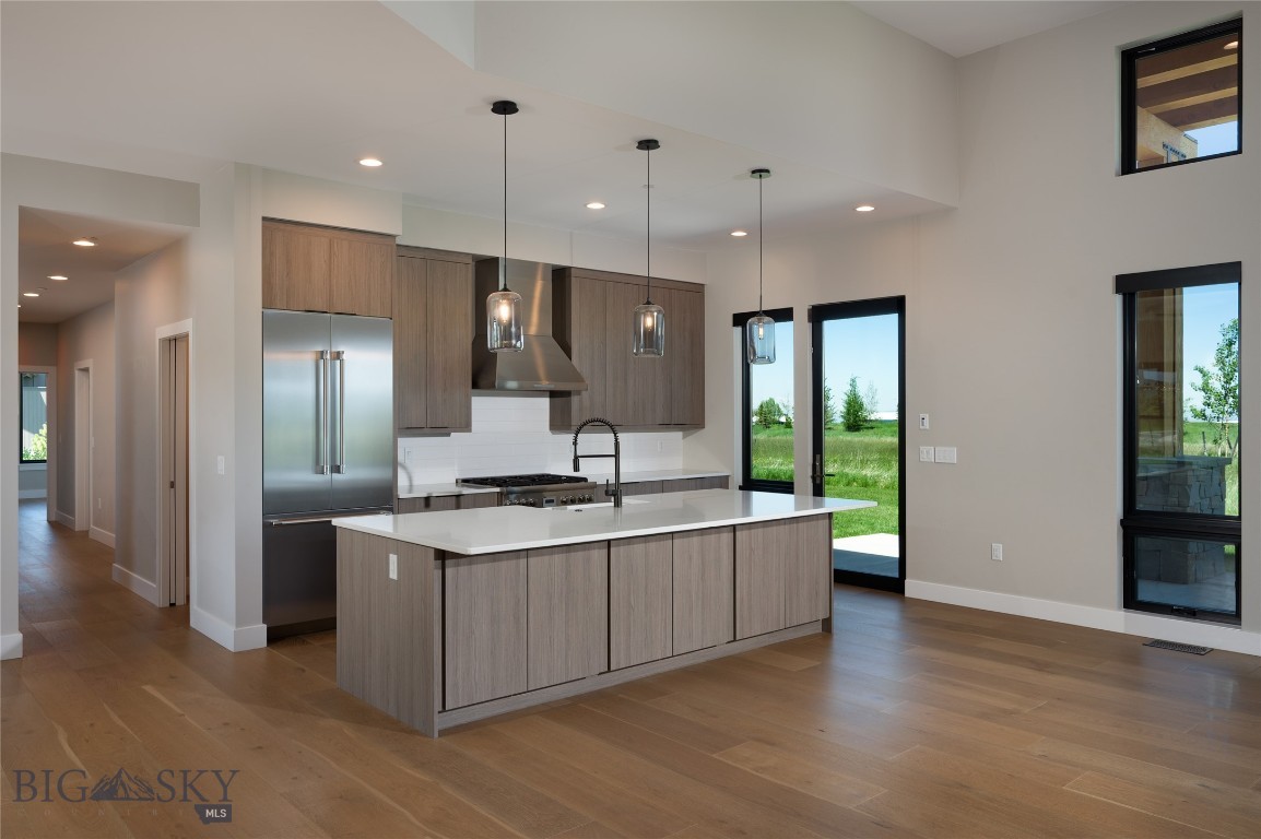 Home 40 - Residential