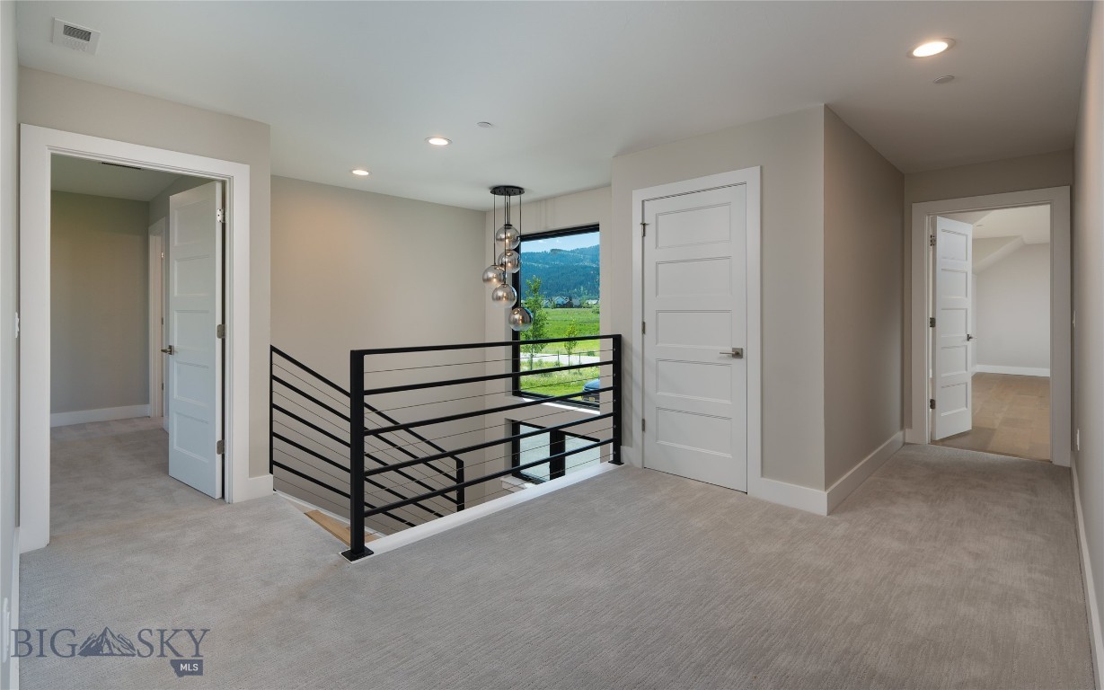 Home 40 - Residential