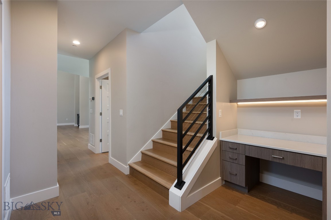 Home 40 - Residential