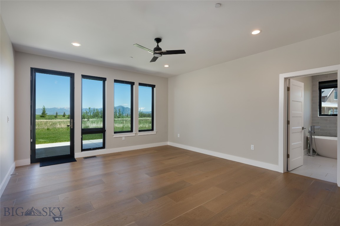 Home 40 - Residential