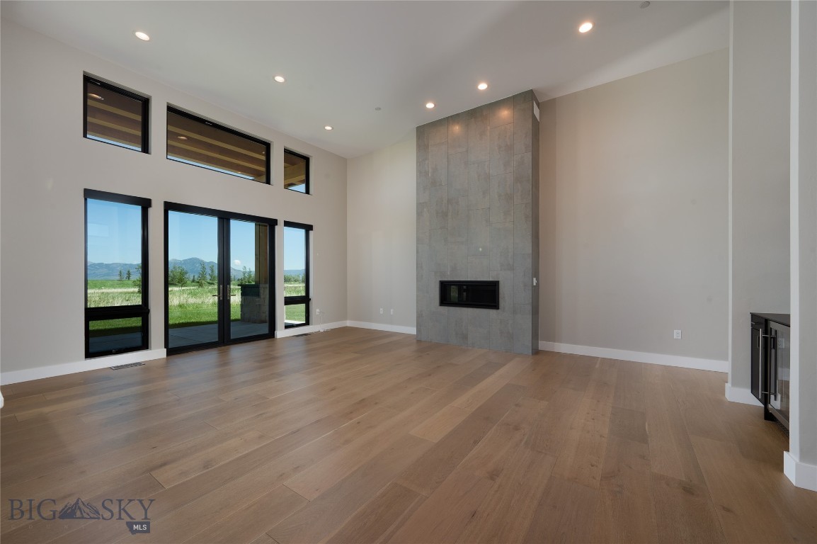 Home 40 - Residential