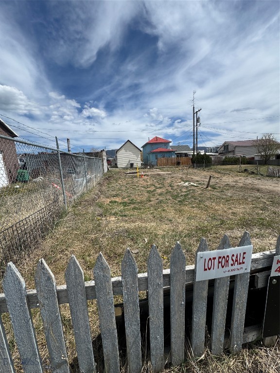 Build something great in the heart of Uptown Butte. This 4,300 sq ft vacant lot offers utilities to the lot and a rare opportunity for a new build in an established neighborhood. Whether you’re envisioning a home, investment build, or a low-maintenance in-town footprint, this site delivers tons of potential and a convenient location close to Uptown amenities. Bring your plans and make it yours.