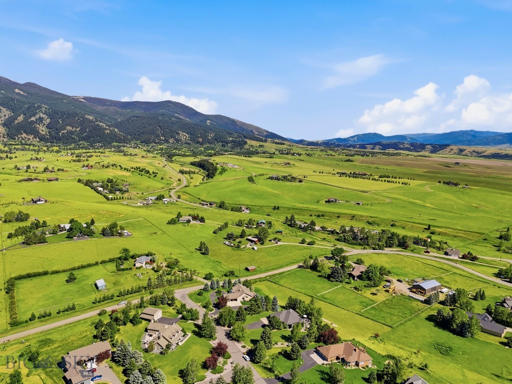 Summer Ridge - Residential