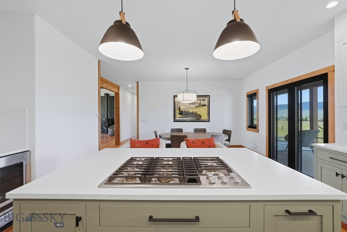 Jumping Rainbow Ranch - Residential