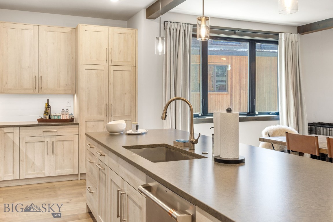 Mountain Lake Condos - Residential