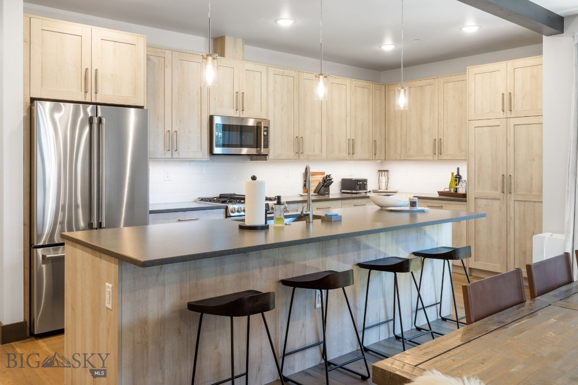 Mountain Lake Condos - Residential