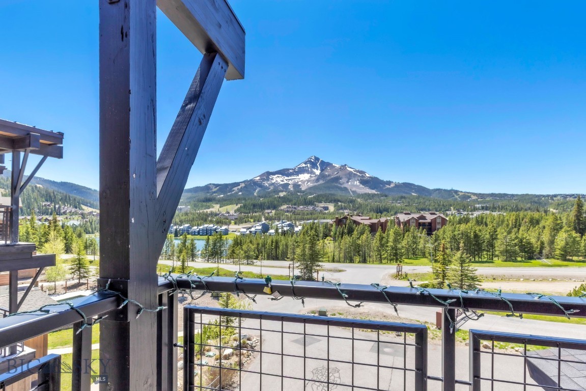 Mountain Lake Condos - Residential