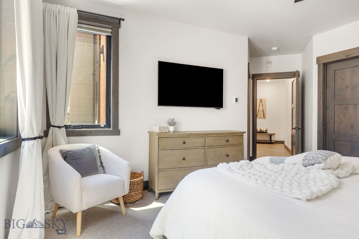 Mountain Lake Condos - Residential