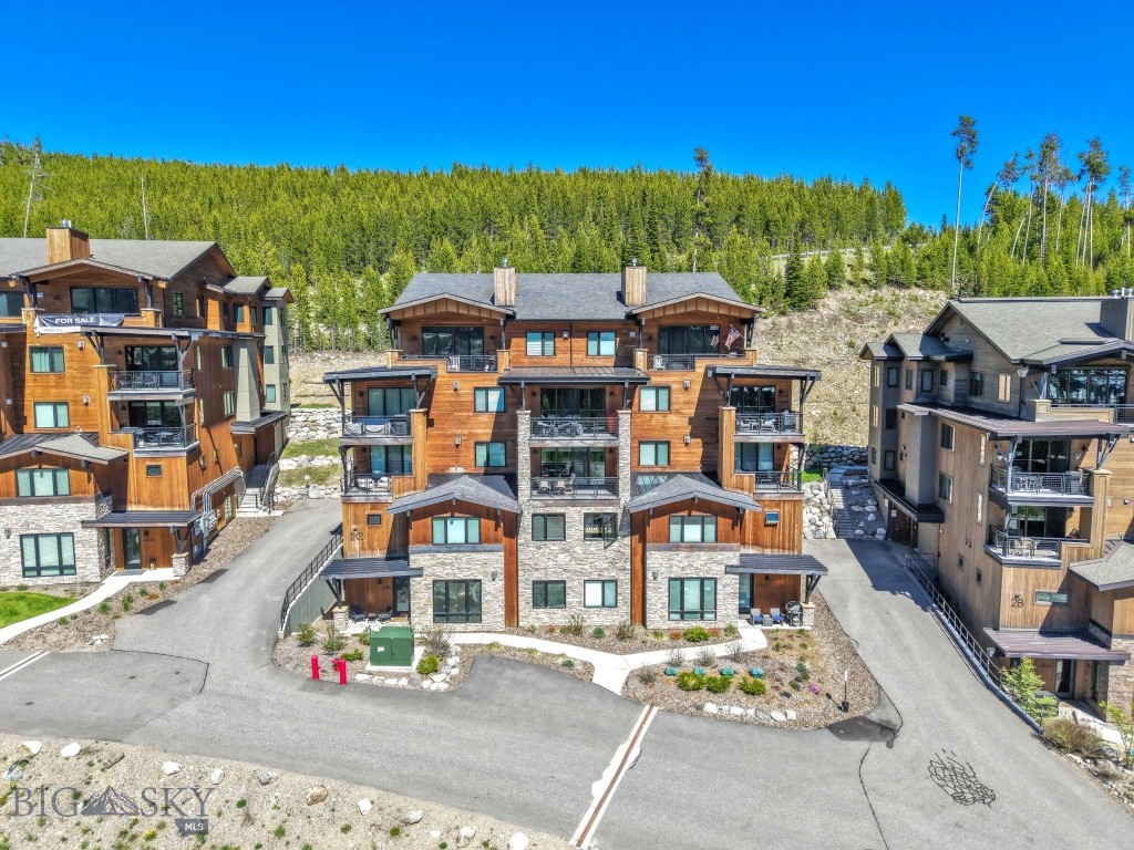Mountain Lake Condos - Residential