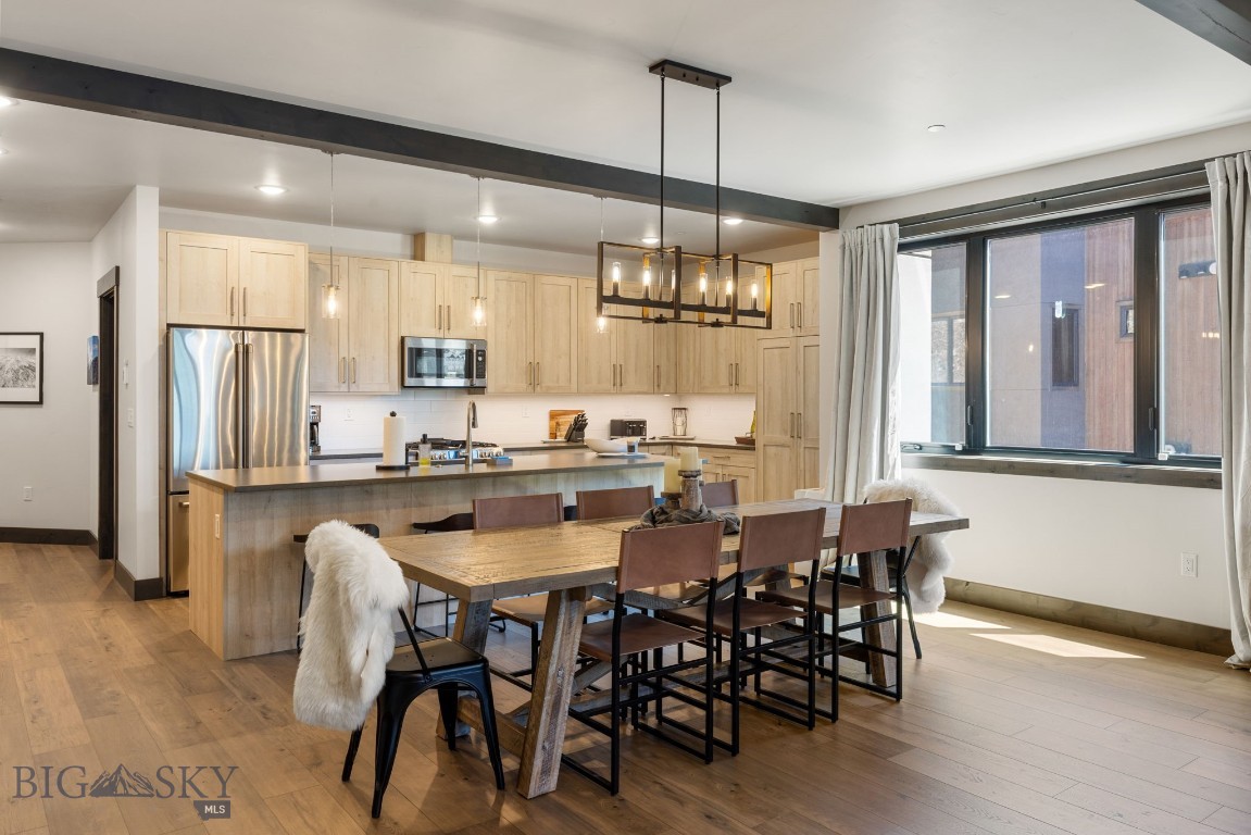 Mountain Lake Condos - Residential