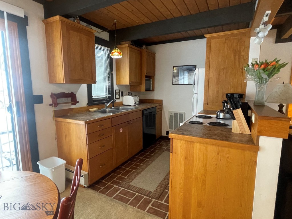 Yellowstone Condos - Residential