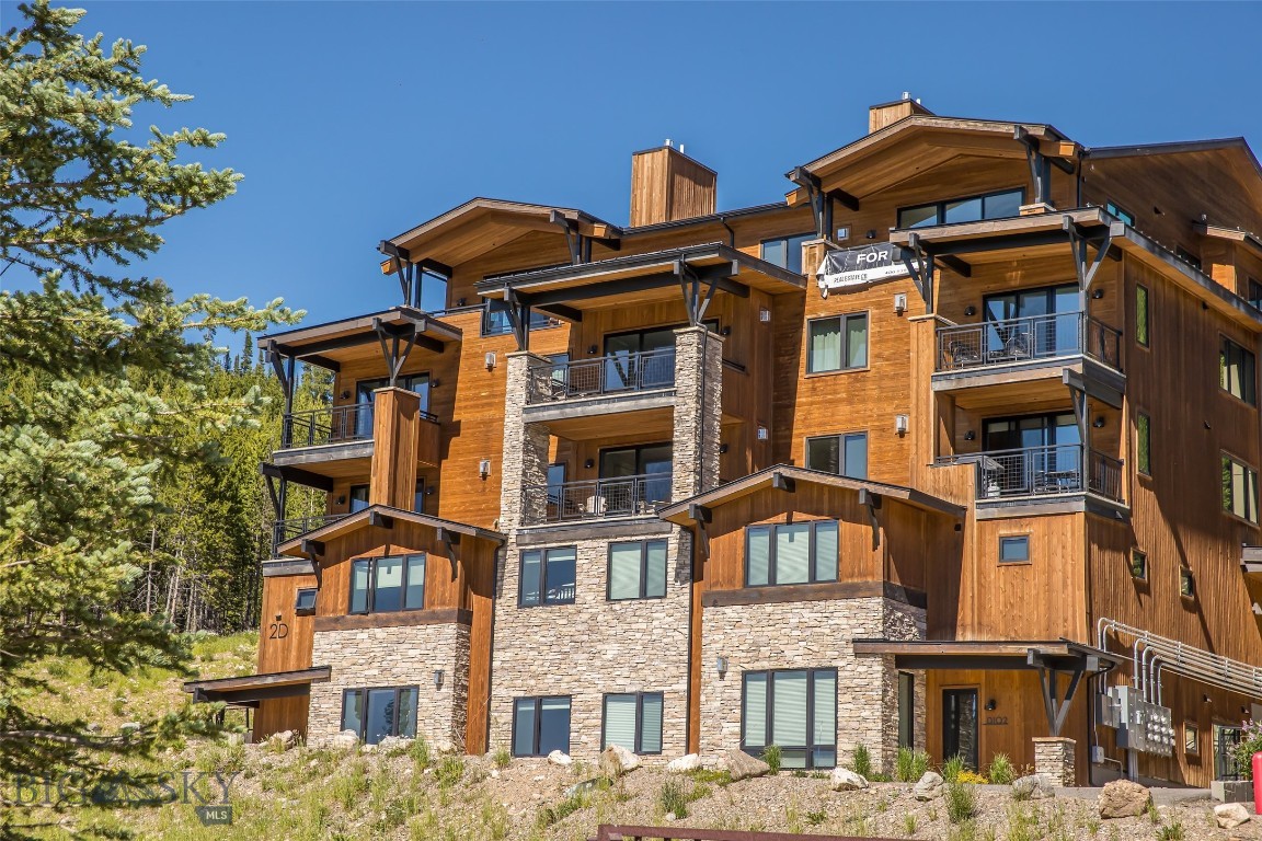 Mountain Lake Condos - Residential