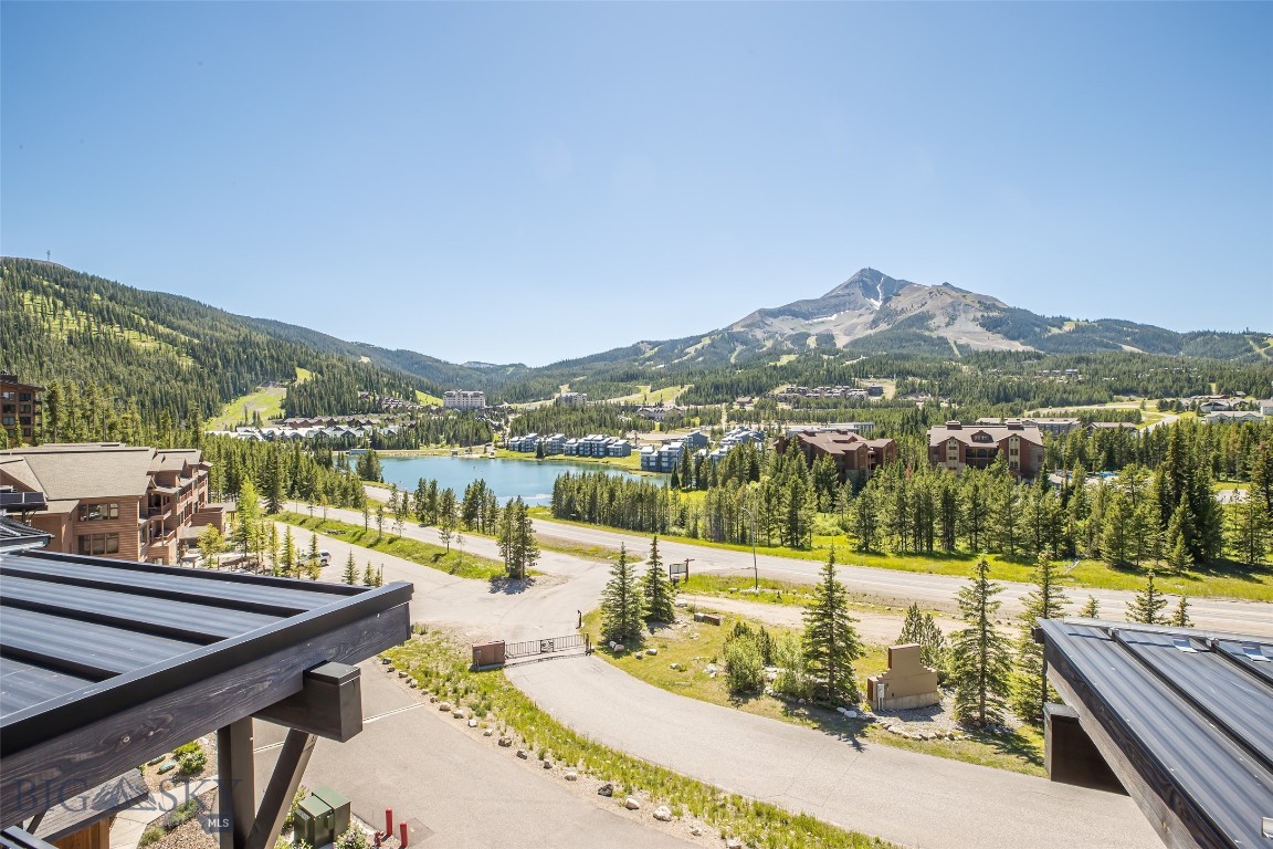 Mountain Lake Condos - Residential