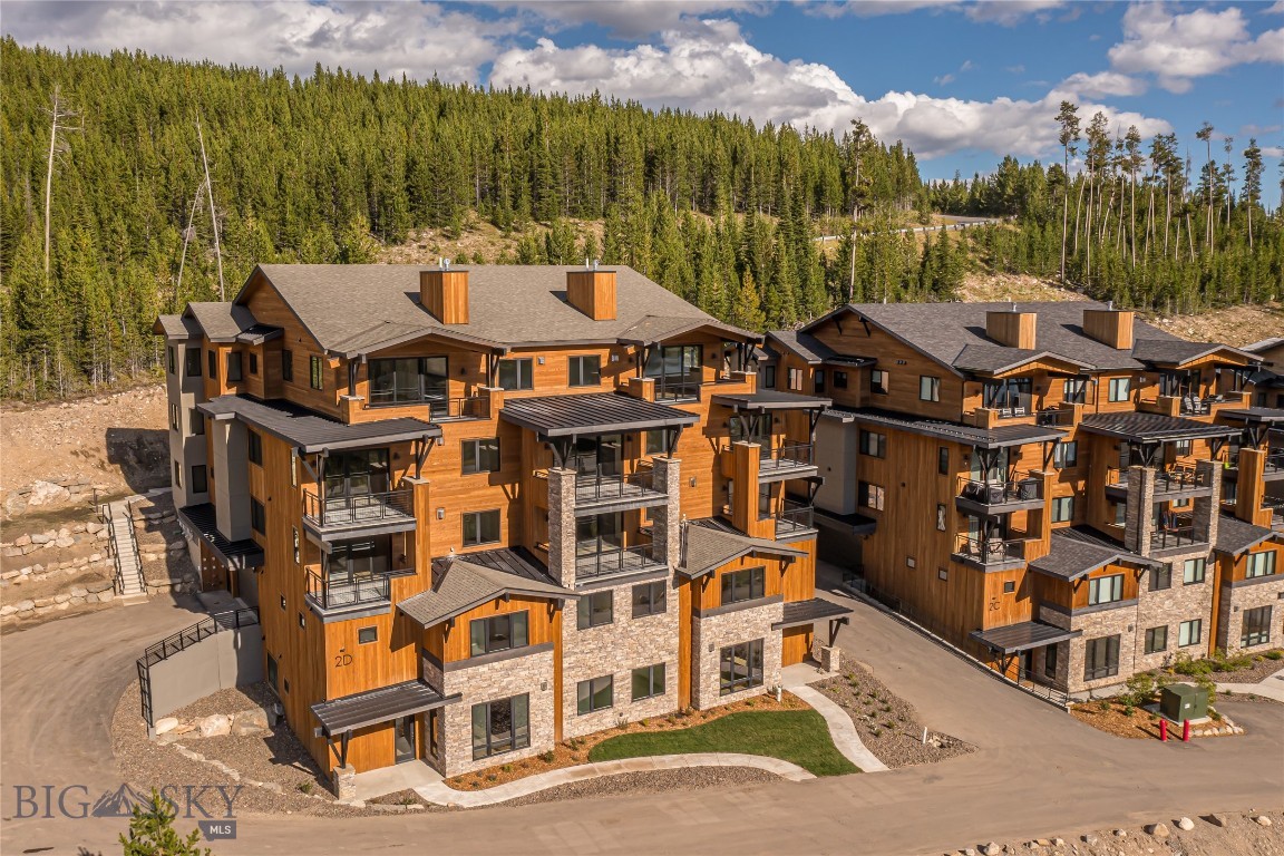 Mountain Lake Condos - Residential