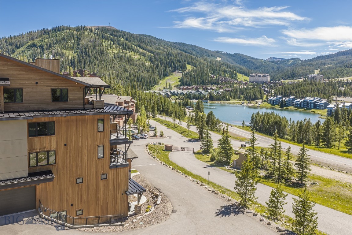 Mountain Lake Condos - Residential