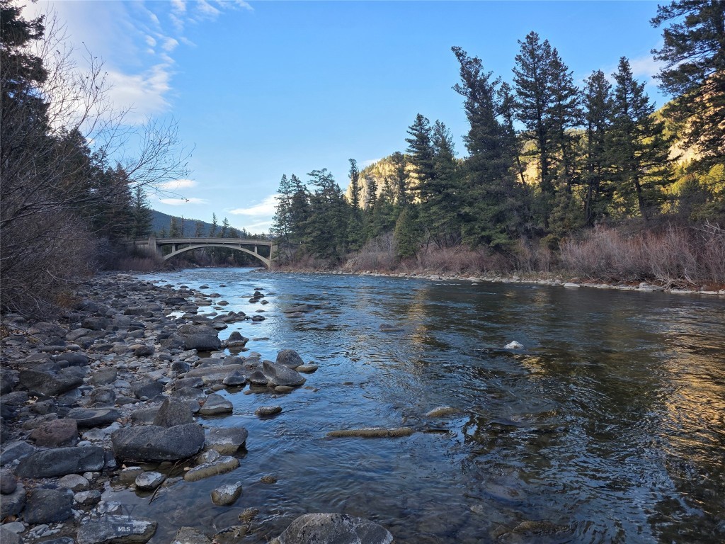 Gallatin Canyon - Land