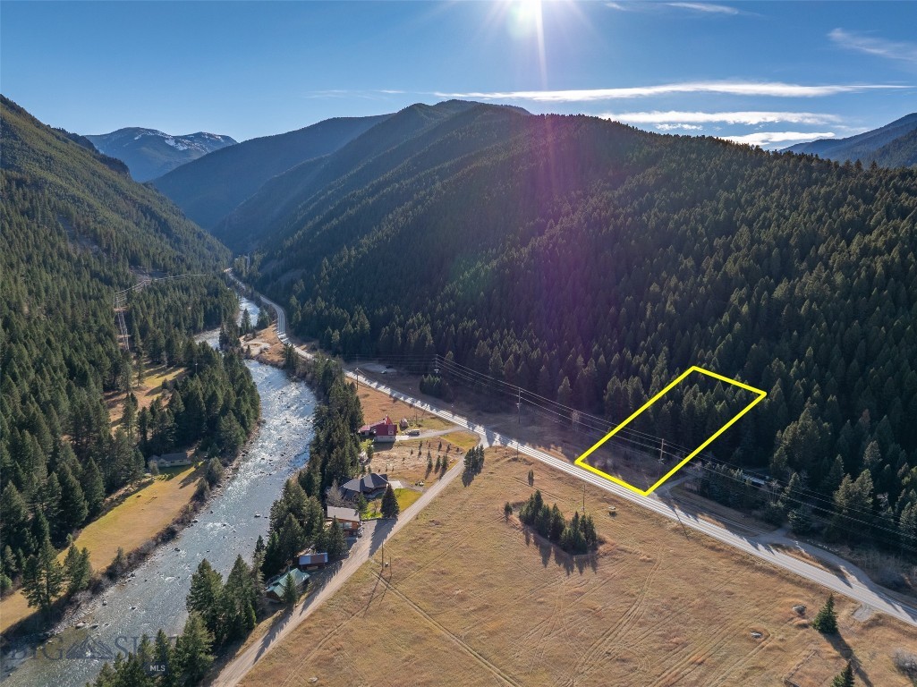 Gallatin Canyon - Land