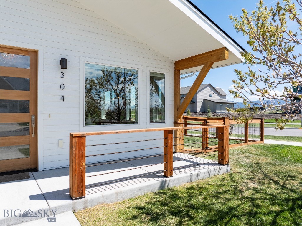 The Lakes at Valley West - Residential