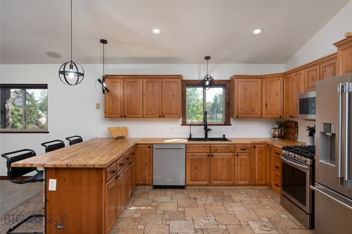 Cedar Meadows - Residential Income