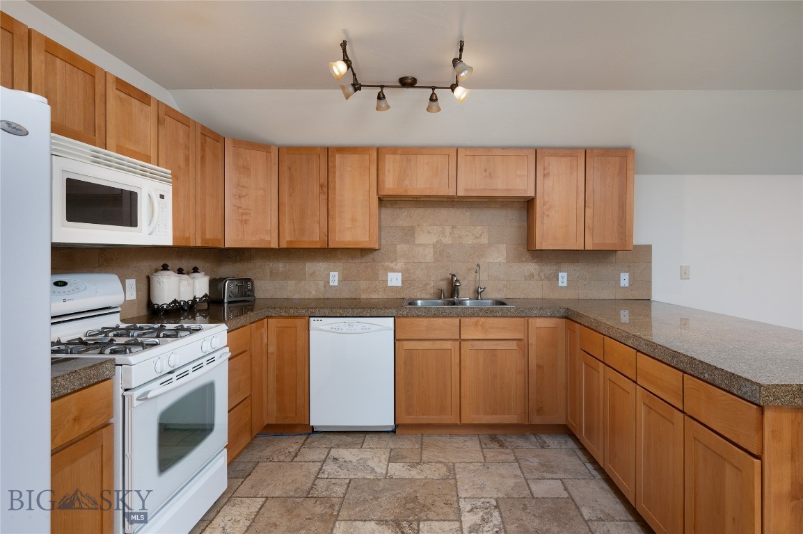 Cedar Meadows - Residential Income