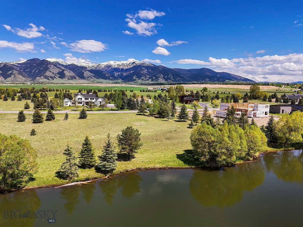 Bridger Lake Meadows - Land