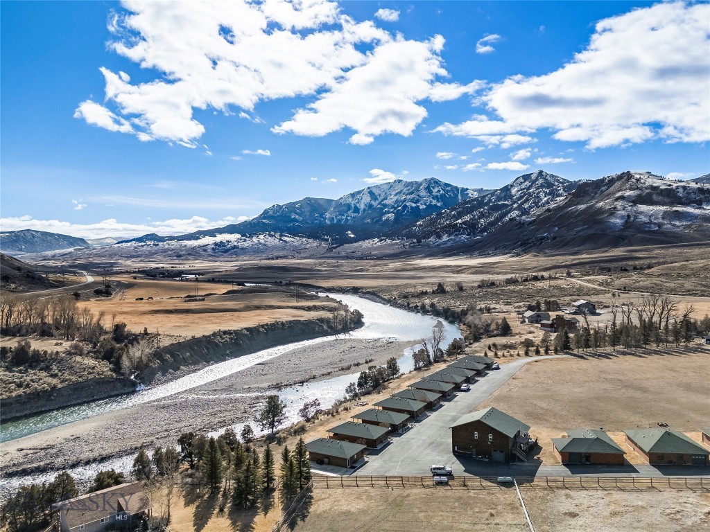 Yellowstone Park Riverfront Sub - Residential