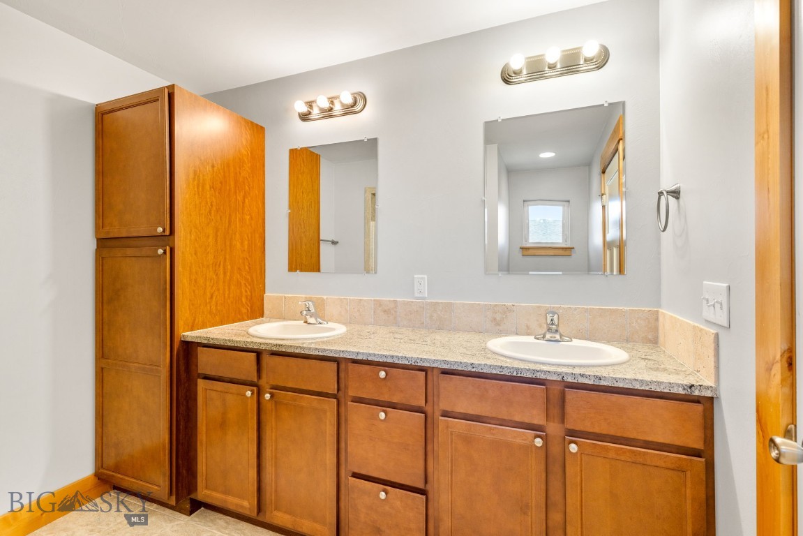 Baxter Square - Residential
