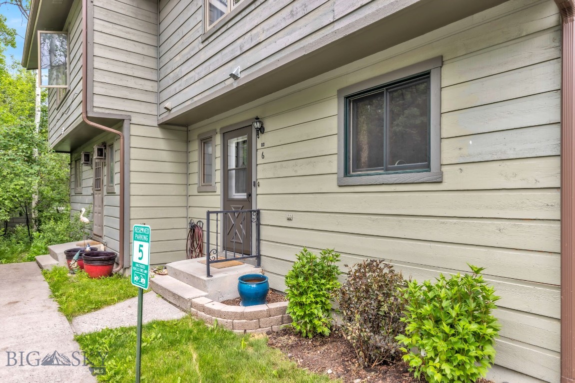 Tanglewood Condo - Residential