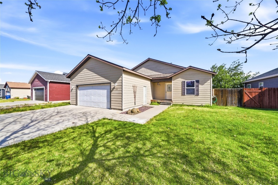 River Rock and Royal Village - Residential