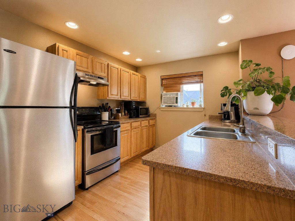 Cattail Creek - Residential
