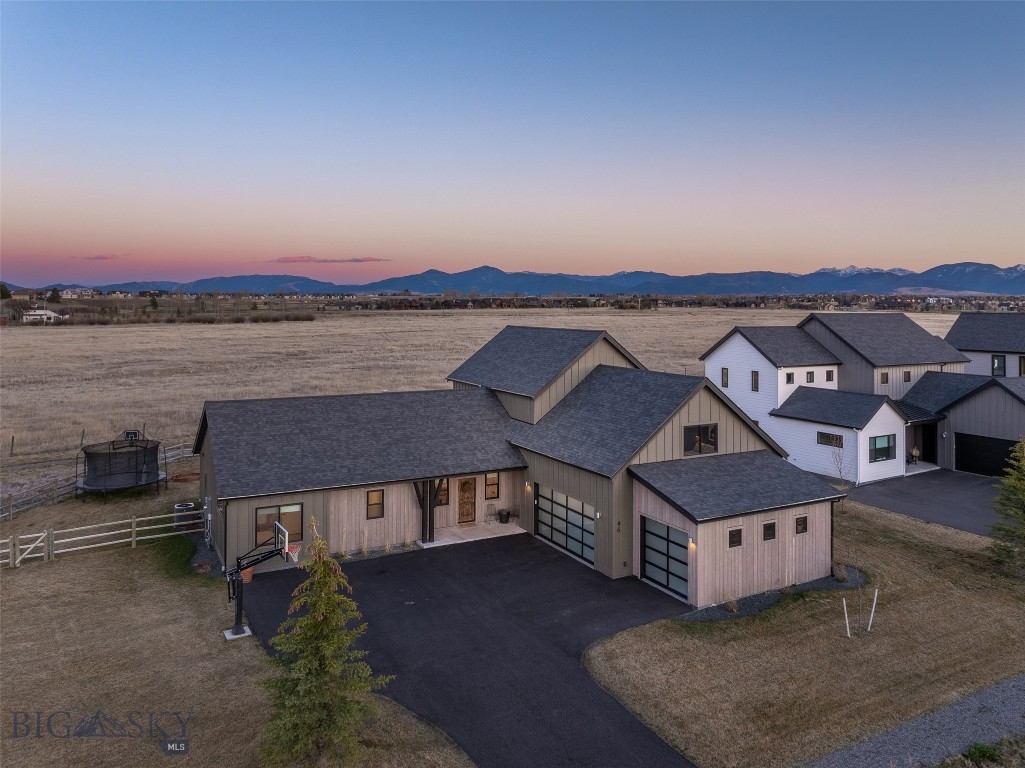 Creekside Meadows - Residential