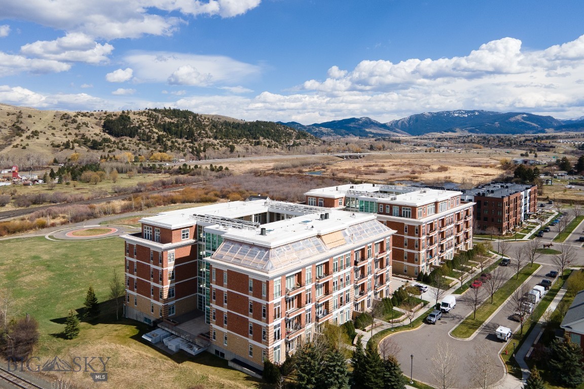 Village Downtown - Residential