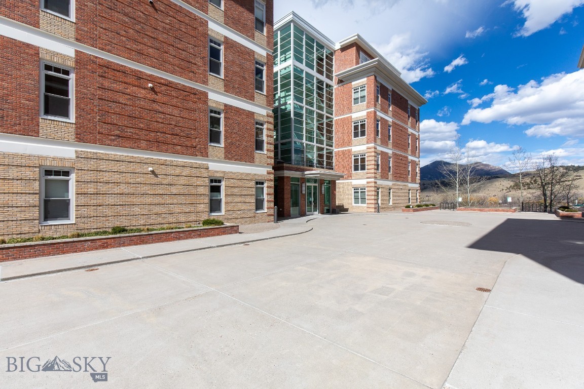 Village Downtown - Residential