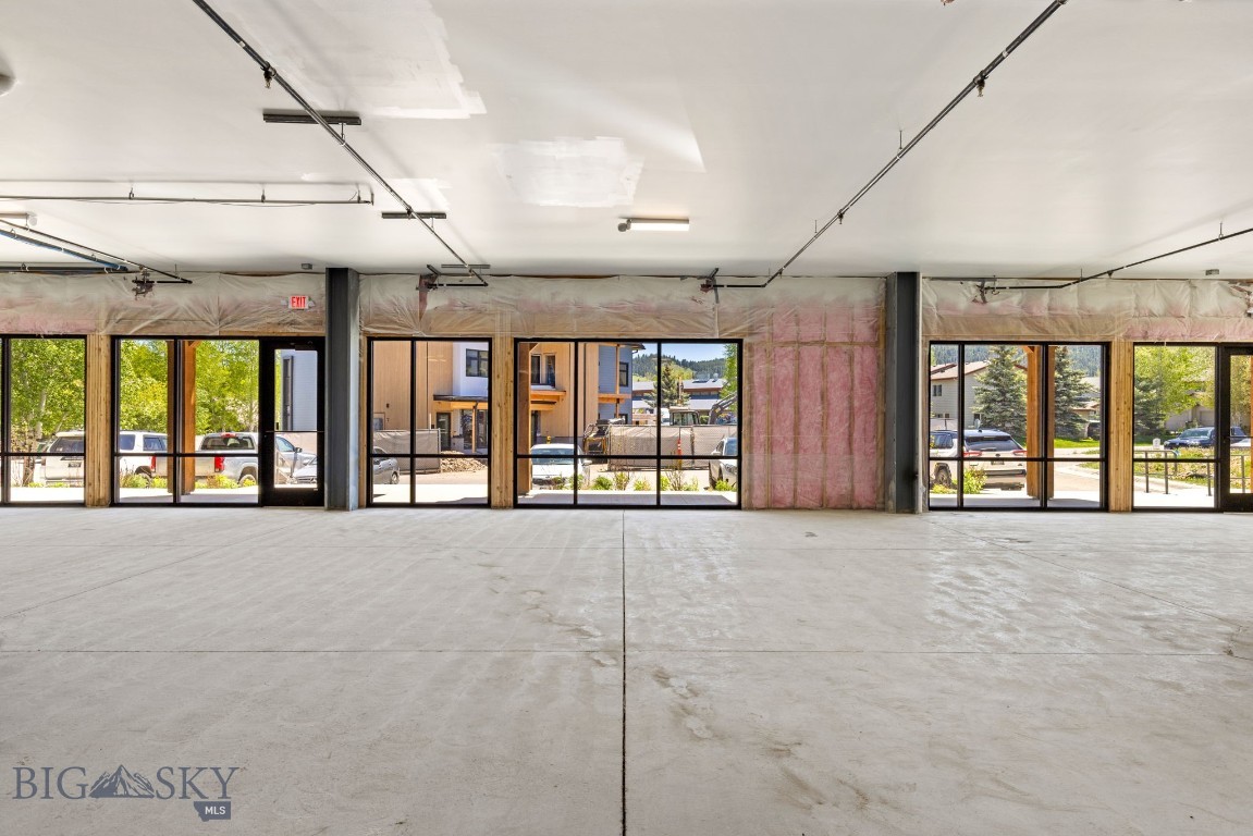 Blue Grouse Commercial Condo - Commercial Lease