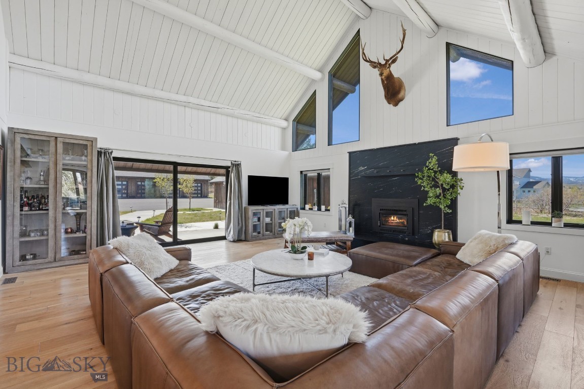 Hyalite Foothills - Residential