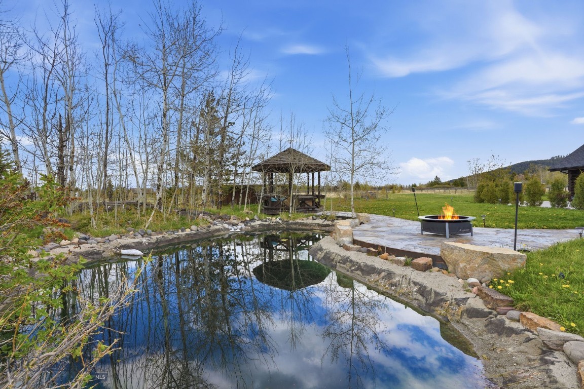 Hyalite Foothills - Residential