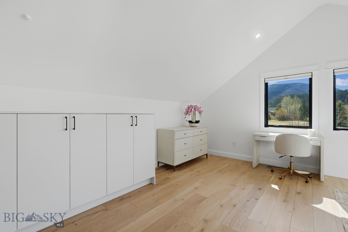 Hyalite Foothills - Residential