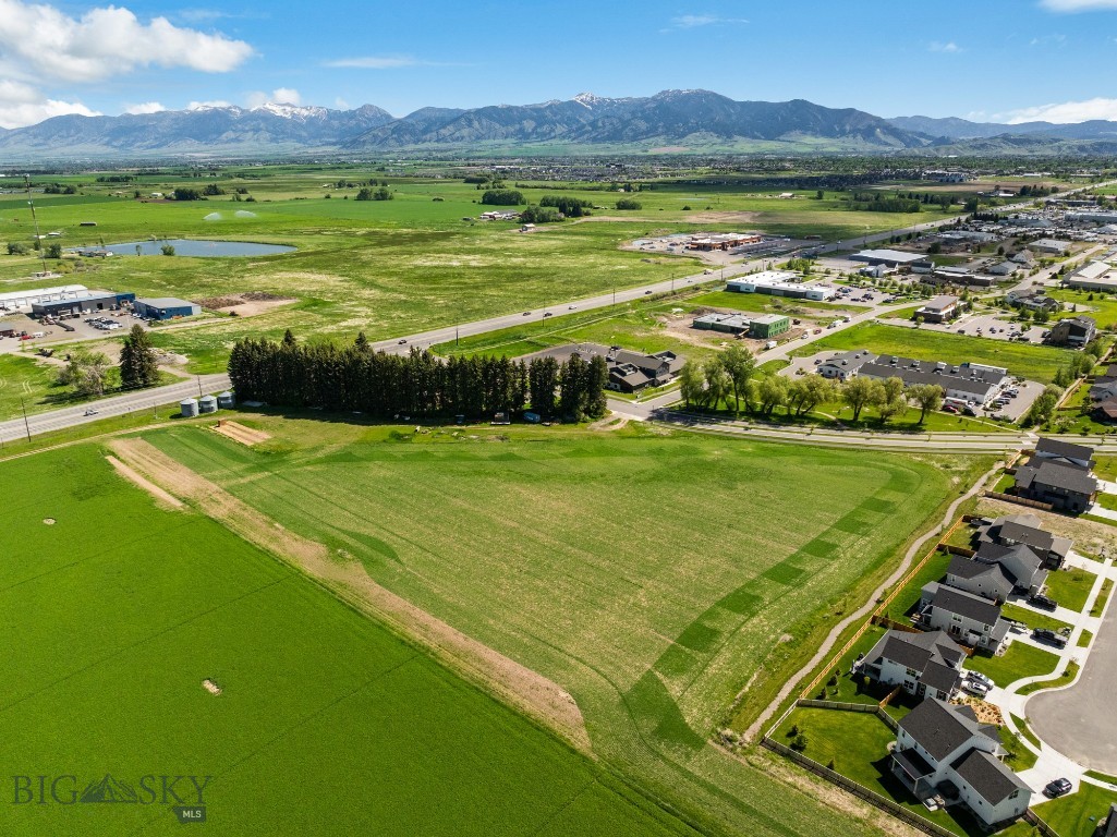 Woodland Park - Land
