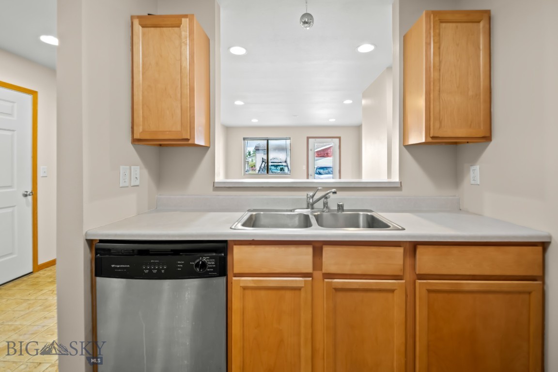 Parkway Plaza - Residential