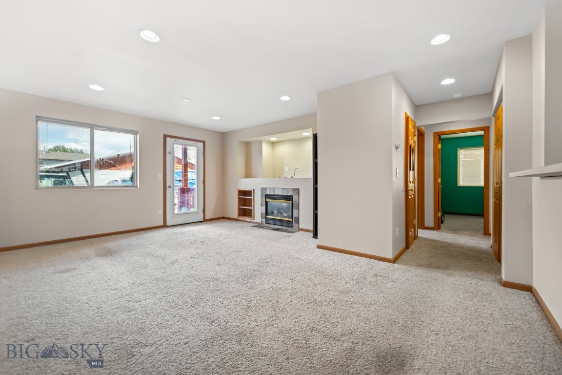 Parkway Plaza - Residential