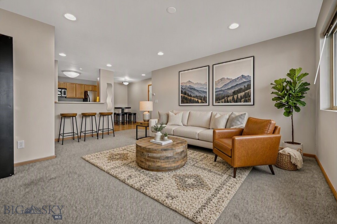 Parkway Plaza - Residential