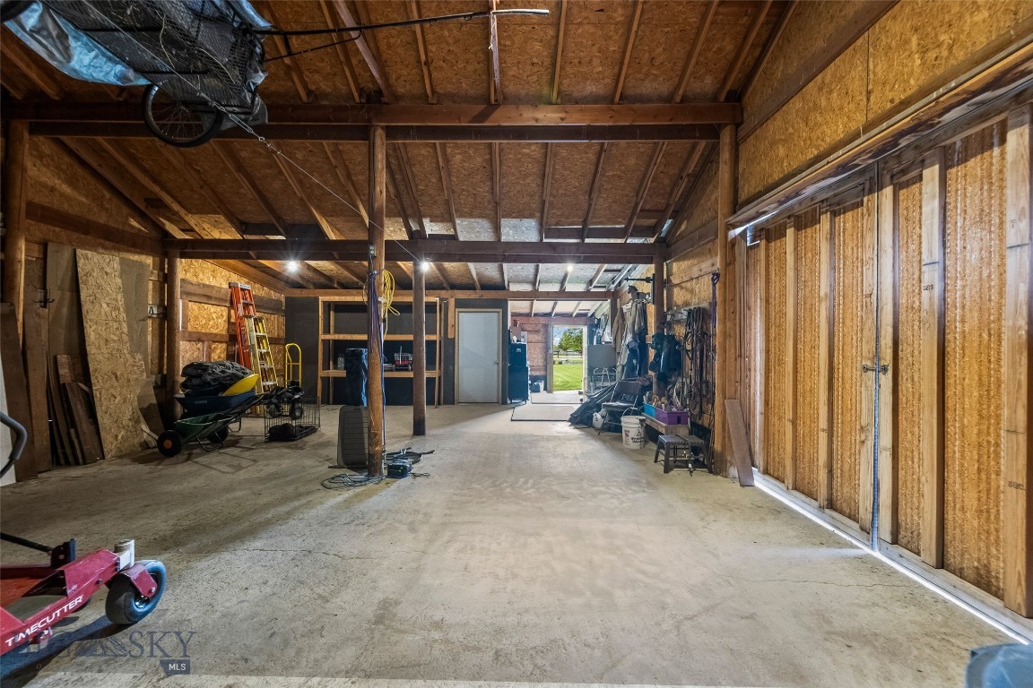 Outlaw Country - Residential