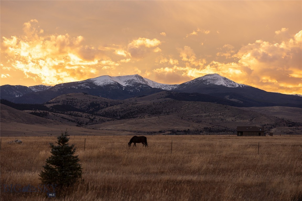 Shining Mountain West - Residential